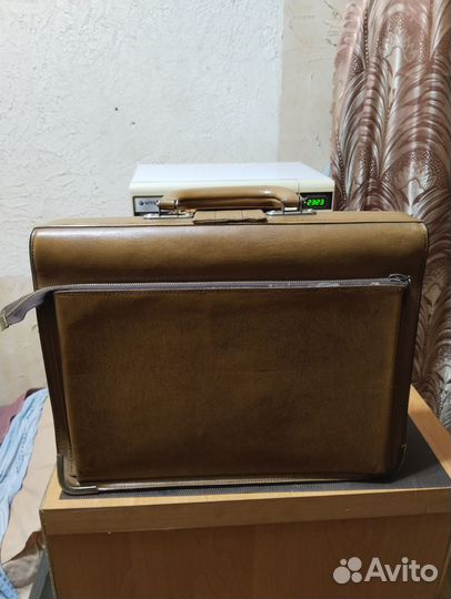 Мужской кожаный портфель ретро
