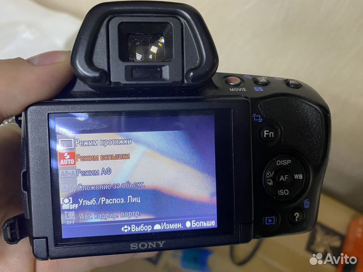 Зеркальный фотоаппарат Sony A37