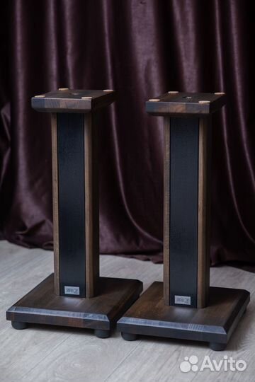 Стойки для полочной акустики на заказ