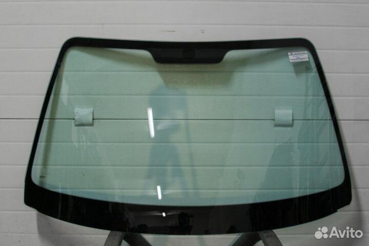 Лобовое стекло Hyundai Accent (Хендай Акцент)