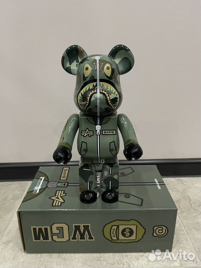 Мишка bearbrick Alpha Industries