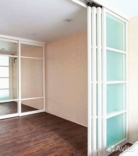 Двери купе / раздвижные перегородки / зонирование