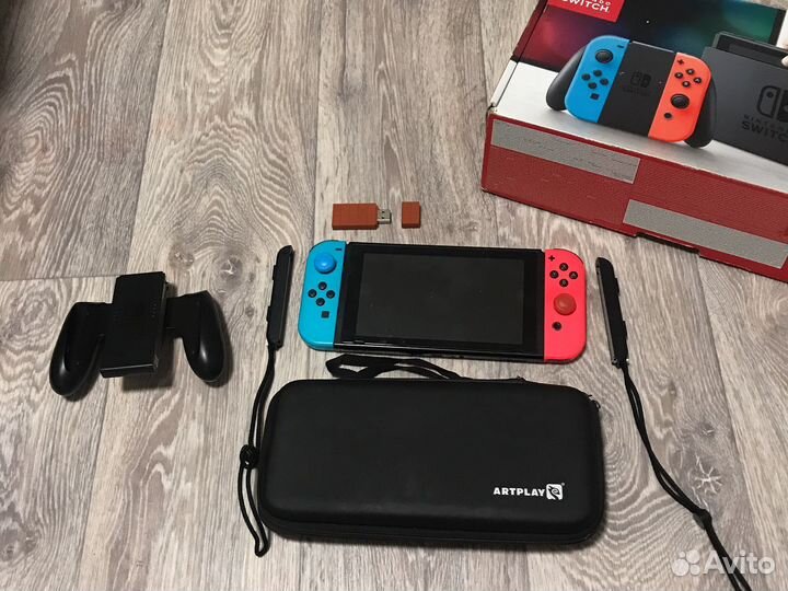Nintendo switch rev 1 с играми