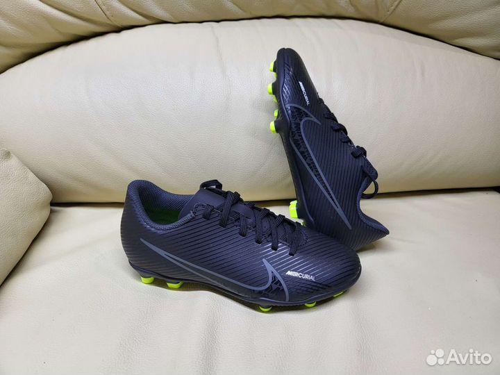 Бутсы Nike Mercurial новые 36 и 37.5 р