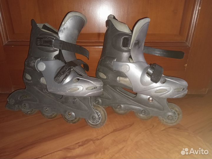 Коньки роликовые