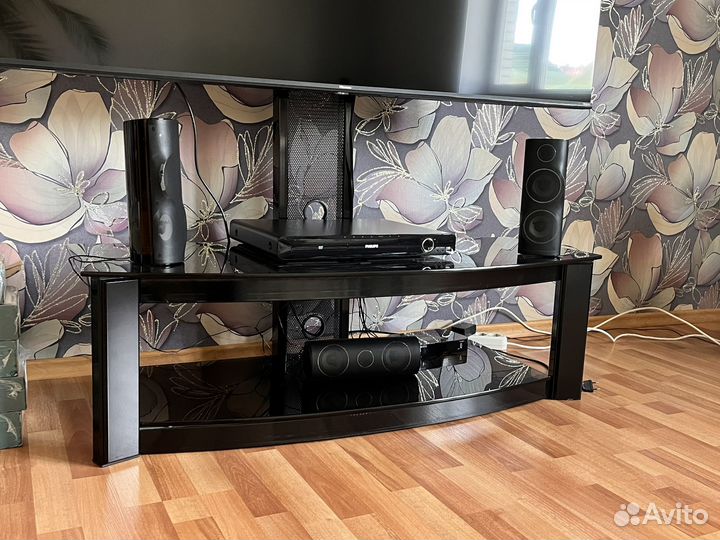 Полка для телевизора