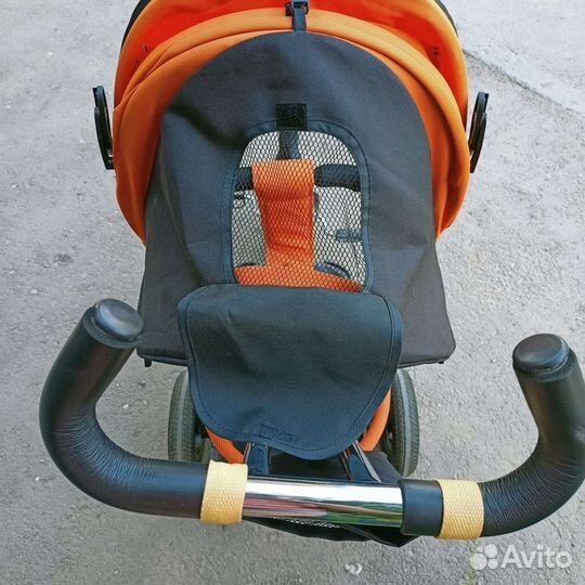 Детский велосипед с родительской ручкой