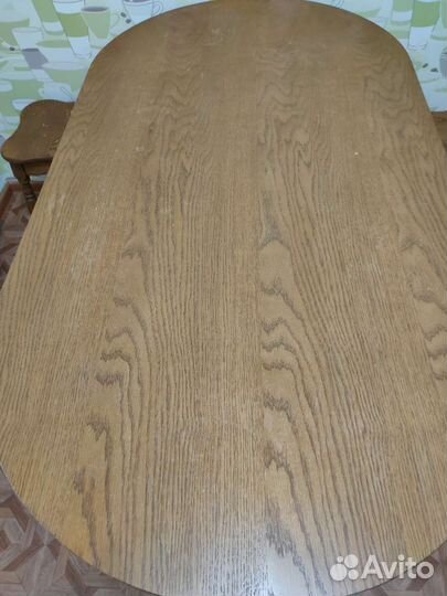 Кухонный стол, 4 табурета