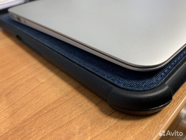 Apple MacBook Air 11 mid 2012