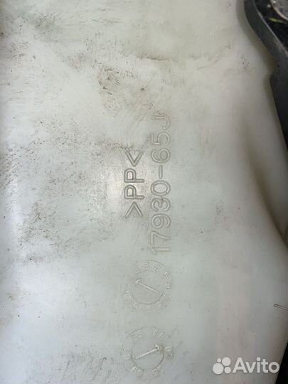 Диффузор радиатора Suzuki Grand Vitara TD54W