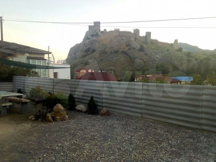 Дом 25 м² на участке 3 сот.