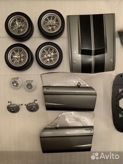 Ford Mustang Eleanor 1:8