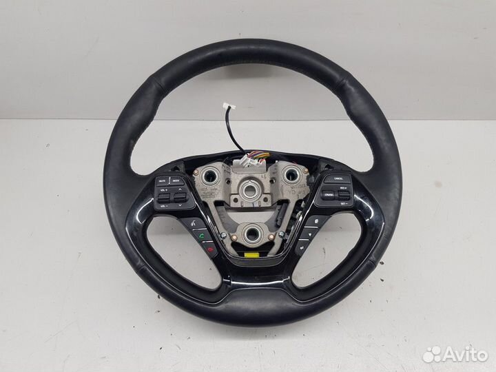 Рулевое колесо (Kia Cerato)