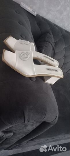 Шлепанцы женские