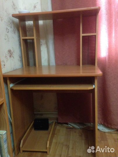 Компьютерный стол