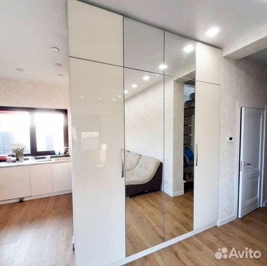 Шкаф распашной на заказ