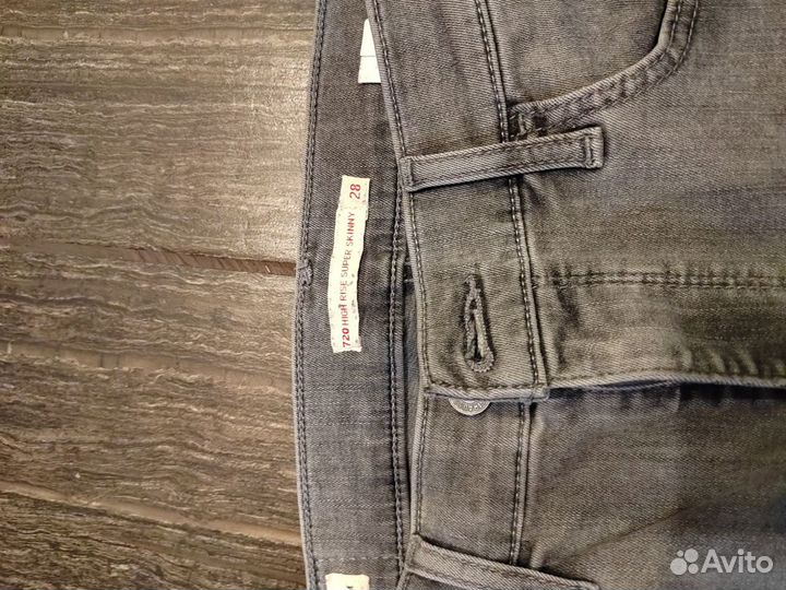 Джинсы Levi's 720 high rise super skinny