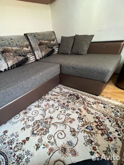 Угловой диван б/у