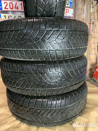 Goodyear UltraGrip 225/60 R17