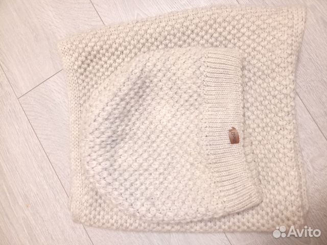 Комплект шапка и снуд