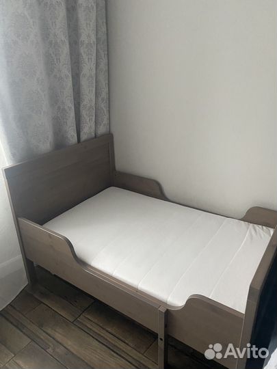 Кровать IKEA sundvik