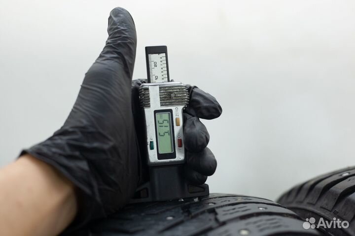 Nokian Tyres Hakkapeliitta 8 SUV 235/60 R18 107T