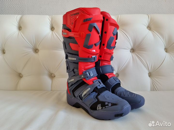 Мотоботы Leatt 4.5 Эндуро подошва Графен Красный