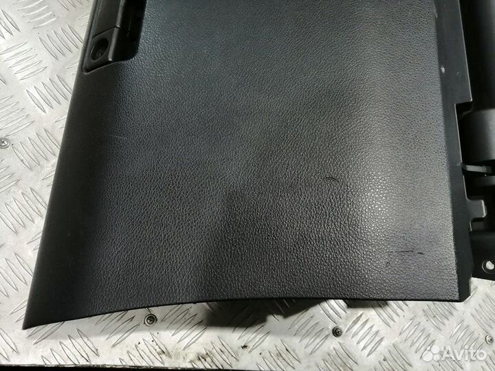 Бардачок Nissan Teana J31 левый руль