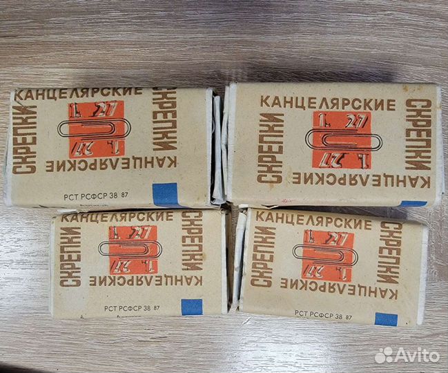 Скобы, скрепки, кнопки, закладки, стикеры, штампы