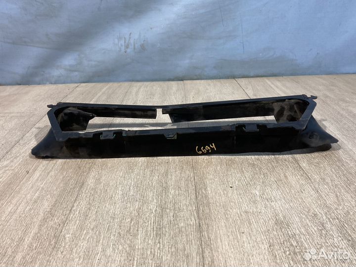 Воздуховод радиатора Вольво Volvo V70 30698168