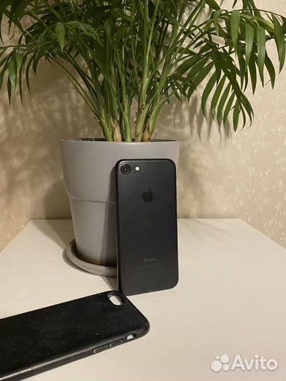 iPhone 7 128гб (Черный)