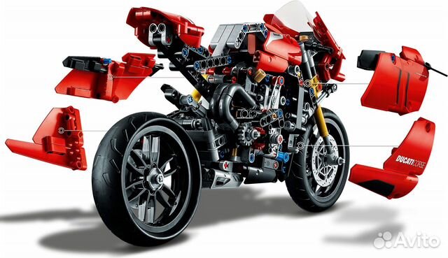 Lego Technic 42107 Ducati Panigale V4 R (новый)