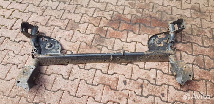 Задняя балка renault Logan