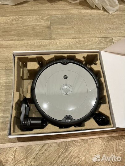 Робот пылесос irobot roomba 698