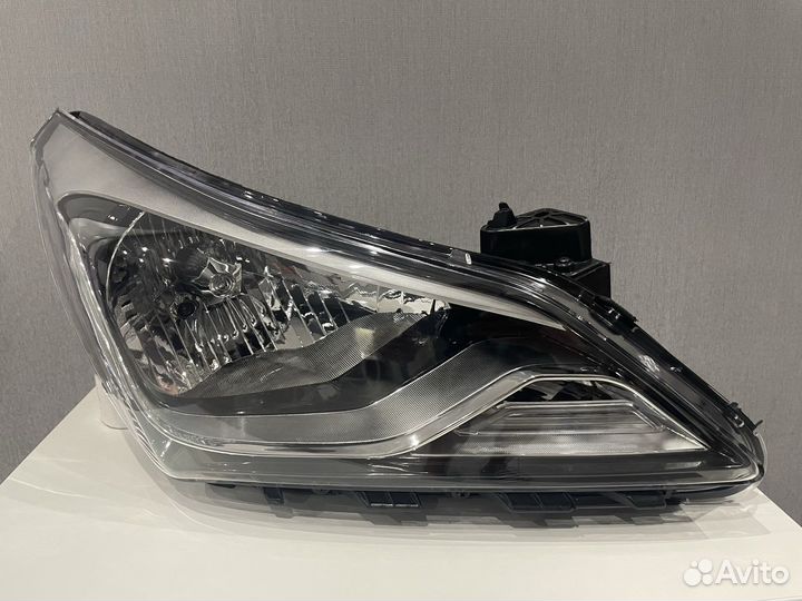Фара Hyundai Solaris 14-17
