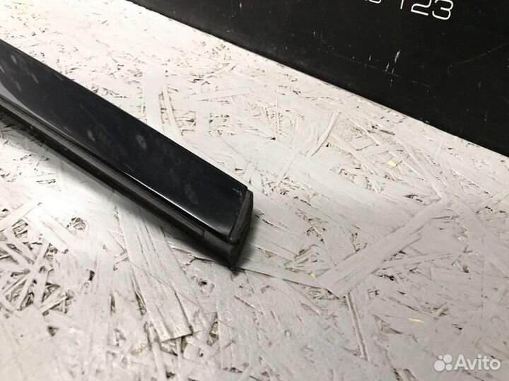 Молдинг крыши правый Mercedes-Benz R350 4 Matic