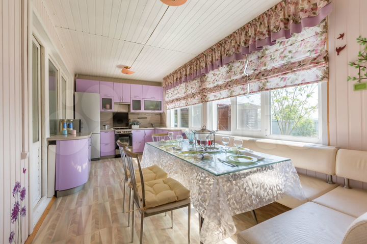 Дом 180 м² на участке 10 сот.