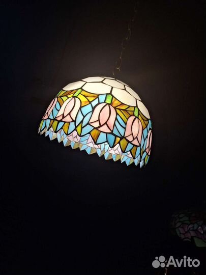 Люстра подвесная или настольная лампа