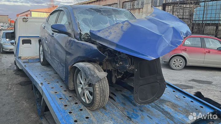 Полка Hyundai Solaris (RB) 85610-4L000RY