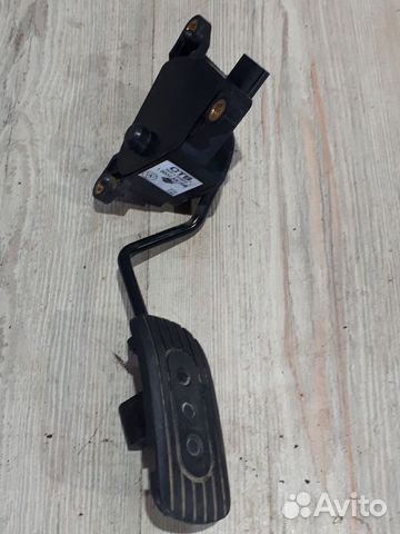 Педаль газа Nissan note E11