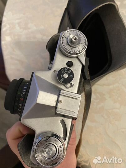 Плёночный фотоаппарат Зенит Е