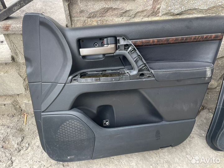 Toyota lc200 обшивки дверей 2011 г