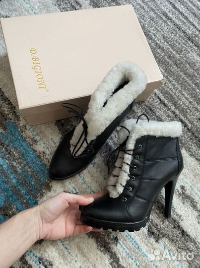 Новые ботильоны натуральная кожа и UGG на меху