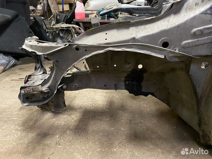 Четверть передняя левая Honda Civic 4D 8 viii