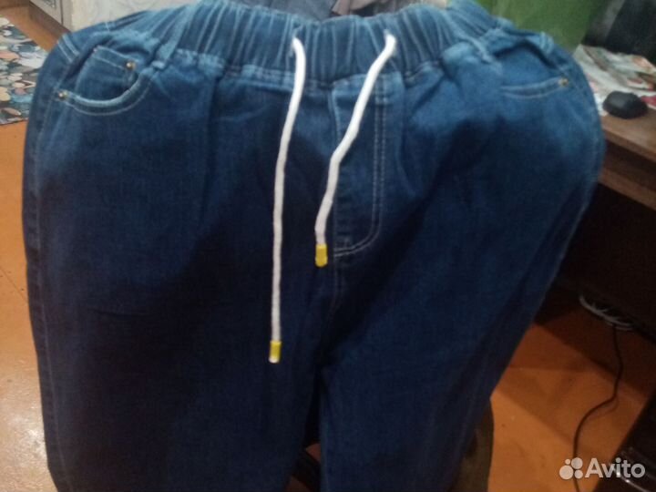 Джинсы женские