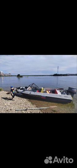 Продам лодку Крым