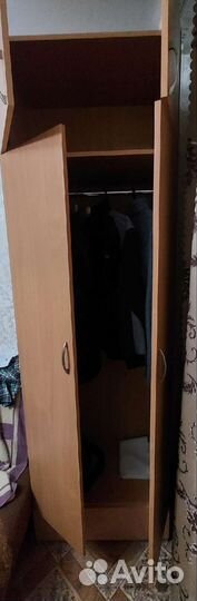 Шкаф