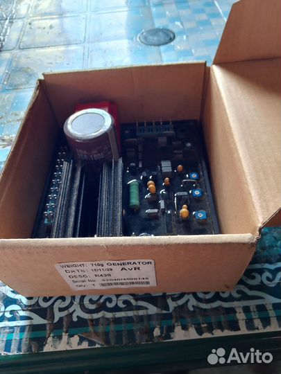 Регулятор напряжения AVR R438