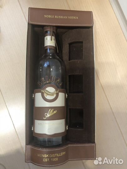 Бутылка от водки Белуга