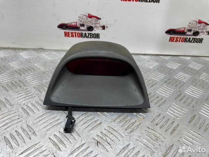 Стоп-сигнал Kia Spectra седан S6D 2008